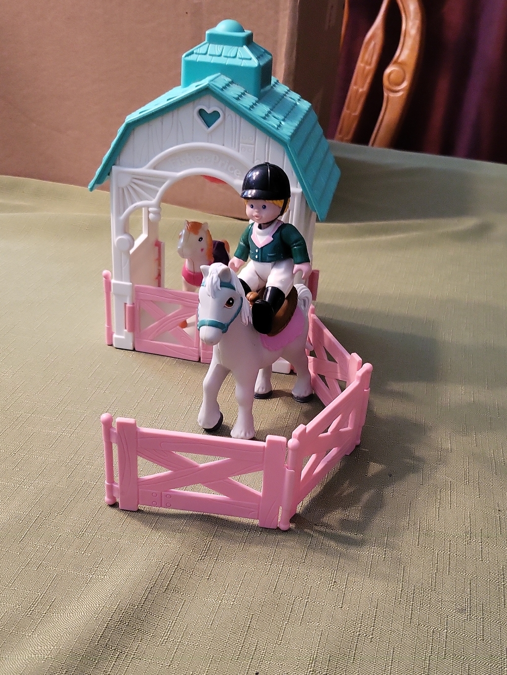 Fisher Price Stable Set